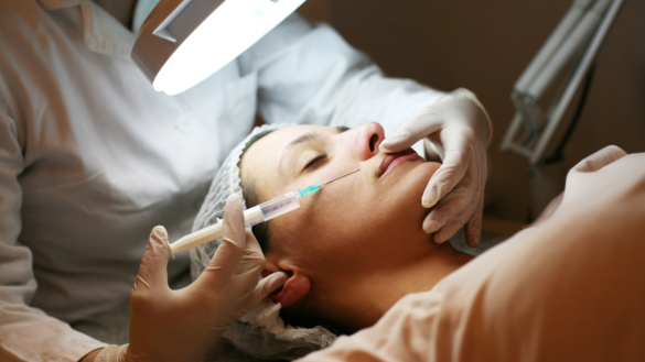 Socialstyrelsen föreslår tuffare regler för skönhetsbehandlingar